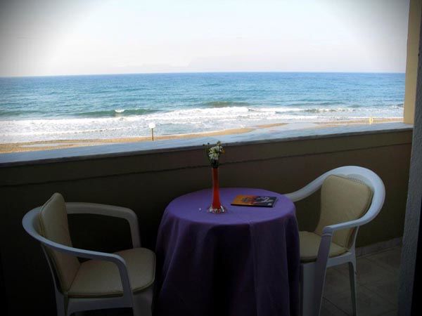 Golden Coast Seaside Apartments Rethymno Exterior foto